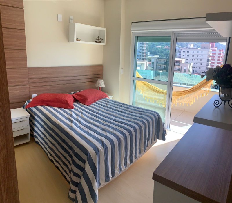 Apartamento - Venda - Mar Grosso - Laguna - SC