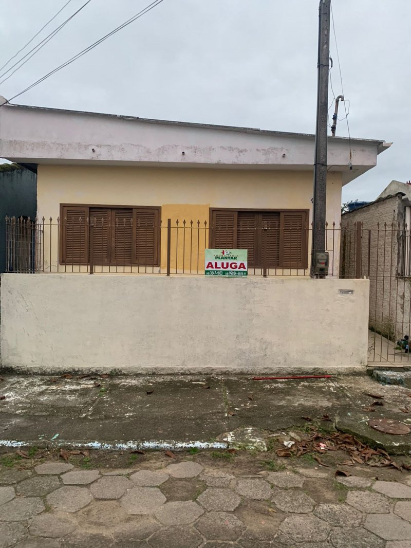 Casa - Aluguel - Magalhães - Laguna - SC