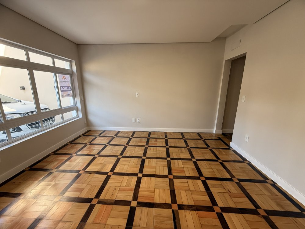 Sala Comercial - Aluguel - Centro - Laguna - SC