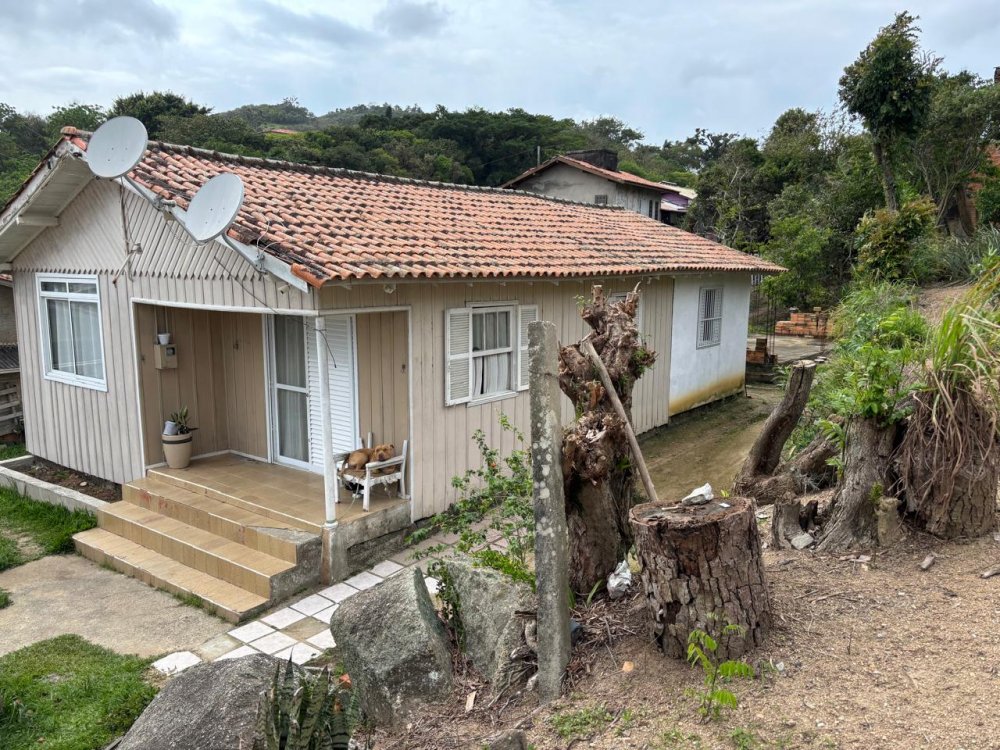Casa - Venda - Ponta das Laranjeiras - Laguna - SC