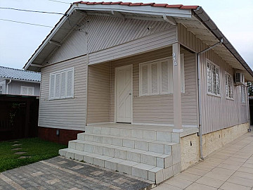 Casa Mista - A VENDA